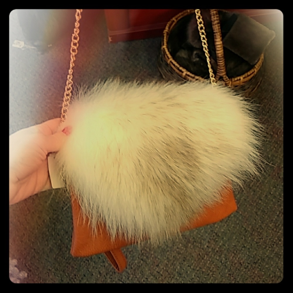 😍Purses with real fur😍